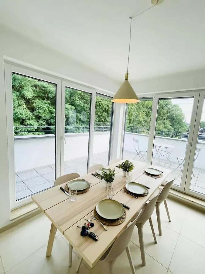 Luxury Green Penthouse Terrace&Parking - 117 Luksemburg 0*,  Luksemburg
